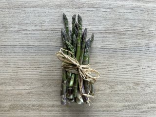 Spargeln, grün